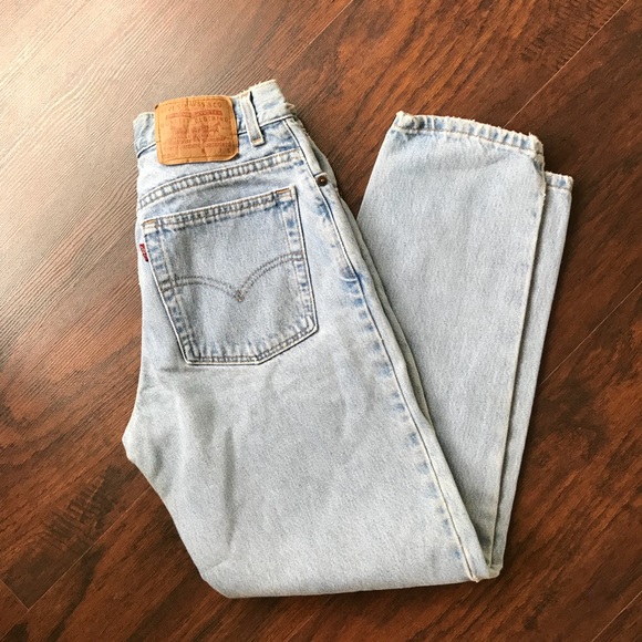 Levi's Denim - Light wash Levi’s 550 high waisted jeans 29”